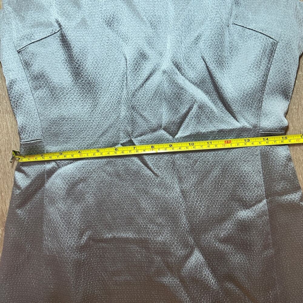 Dress - Picture 11 of 11